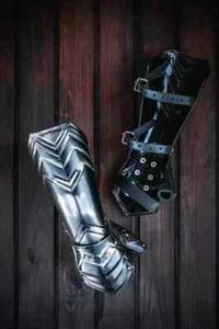 Mittelalter LARP Rüstung Armschutz geschwärzt Zwergen Armschienen Stahl Halloween - Bild 1 von 4