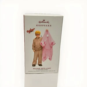 Hallmark Andenken Ornament - "Ralphie bekommt ein Geschenk" - Eine Weihnachtsgeschichte (2019) - Bild 1 von 6