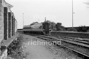 Aberthaw Class 158 DMU 158830 35mm Eisenbahnnegative x 3 RN517 - Bild 1 von 3
