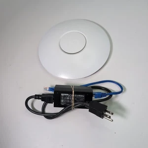 Ubiquiti UniFi AP Long Range With POE Power - No Mount - Picture 1 of 2
