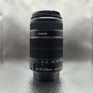 Canon EF-S 55-250mm f/4-5.6 IS II Telezoomobjektiv - Bildstabilisator - - Bild 1 von 4