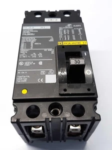 Square D FHL26030J 2-Pole Circuit Breaker, 600V 30Amp W/Internal Auxiliar  - Picture 1 of 6