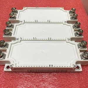 1 pieza usado módulo IGBT Infineon FS450R12KE3_S1 FS450R12KE3-S1 #QW - Imagen 1 de 6