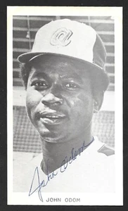 1975 John Odom FIRMATO 3-1/4 x 5-1/2 AUTOGRAFO TEAM EDIZIONE FOTO CARTOLINA COA #1 - Foto 1 di 1