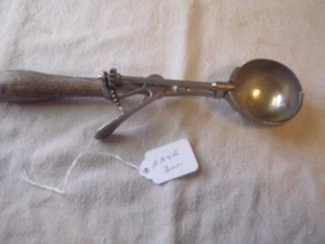Gilchrist #31 Ice Cream Scoop, Size #16 - Picture 1 of 3