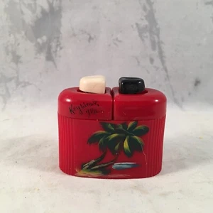 Vtg Carvanite Push Button Mechanical Salt and Pepper Shaker 1 Piece 1.5" - Picture 1 of 7
