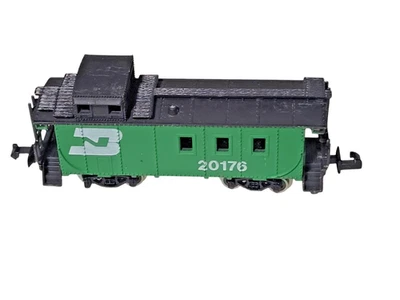 Model Power Burlington Caboose 20176 - N Scale - Image 1 of 4