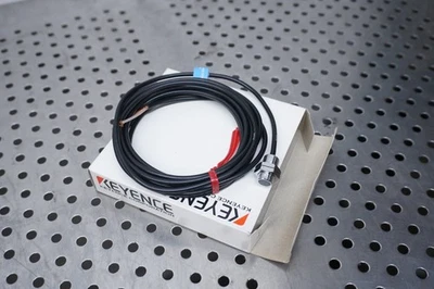 KEYENCE EH-110 Proximity Sensor New - Image 1 of 3