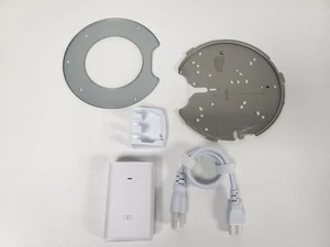 Ubiquiti PoE 48V Injector with Mount from a UniFi U6 Access Point - Picture 1 of 7