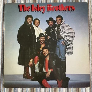 ISLEY BROTHERS Go All The Way FUNK SOUL DISCO 1980 UK Epic GOOD+ PLAY TESTED - Foto 1 di 4