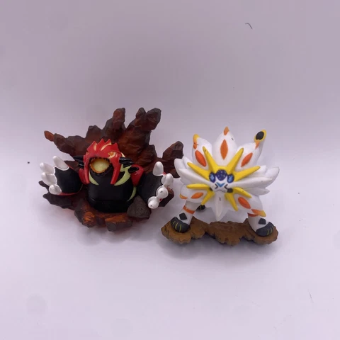 PRIMAL GROUDON & SOLGALEO Figure Lot- 2 Pokemon TCG Figures Cover