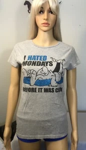 Garfield Paws-Women's or Girl's Junior Tee NWOT-size L-(11-13) - Picture 1 of 8