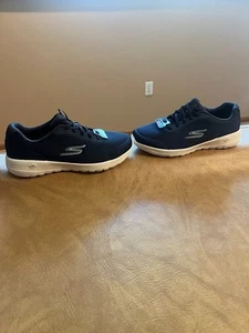 Skechers Womens Navy & White Go Walk Slip-Ins Walking Shoes Size 8.5W - New - Picture 1 of 14