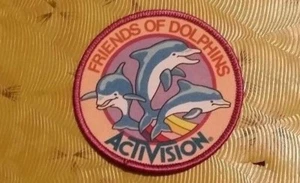 👀🕹 ~ Atari Video Game Vintage 80's Activision Patch - Friends of Dolphins ~ - Picture 1 of 2