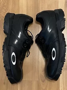 MENS OAKLEY LEATHER GOLF SHOES SIZE 10 - Picture 1 of 7