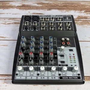 Behringer Xenyx 802 Mixer 8 Ingressi 2 Bus Senza Alimentatore Testato Compatto - Foto 1 di 4