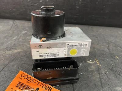 2005 FORD THUNDERBIRD ABS ANTI LOCK BRAKE PUMP MODULE MODULATOR 5W432C219AA - Image 1 of 4