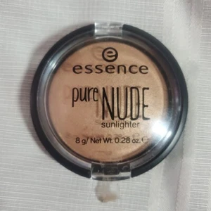 Essence Pure Nude Sunlighter ~ 40 Be my Sunlight ~ Baked Highlighter Powder NEW - Picture 1 of 10
