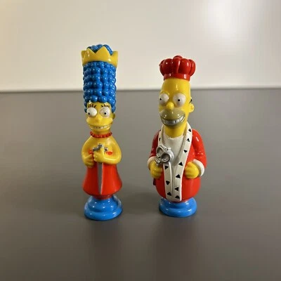 Vintage The Simpsons 3D Chess Set Replacement Parts Homer Marge King Queen Blue - Image 1 of 4