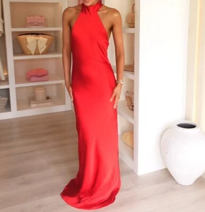 ZARA: Abito rosso con ferretto in raso: 1067/509: TUTTE LE TAGLIE - Foto 1 di 6