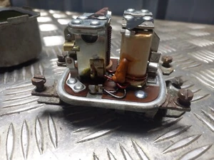 Spannungsregler Bosch Piaggio Vespa Ape 400 125 1968 AEO1T - Bild 1 von 4