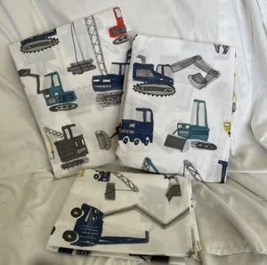 Juego de sábanas orgánicas de construcción Pottery Barn Kids Jax para niños pequeños NUEVO - Imagen 1 de 2