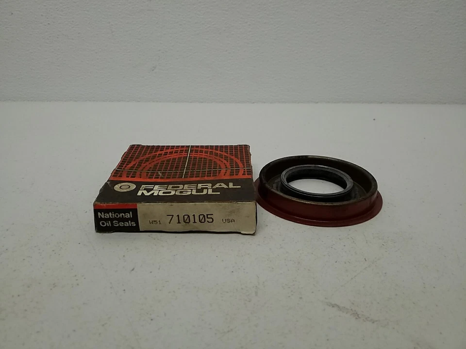 Selo de Roda Automotiva Federal Mogul 710105 Selo de Roda Nacional 710105  - Imagem 1 de 3