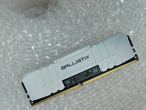 Crucial Ballistix 8GB DDR4 3200 Desktop DIMM RAM XMP by micron PC4-25600 288pin - Picture 1 of 2