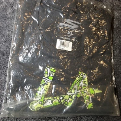 2018 洛杉矶 MARATHON SKECHERS 参与者比赛技术衬衫女式 XL 全新 TEE — 第 1/4 张图片