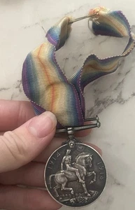 Silver Medal George 1914 To 1918 MEDAL S Wallace - Picture 1 of 8