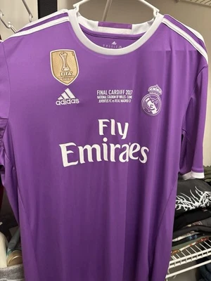 Camiseta de futebol Adidas Real Madrid 2016-17 UCL Final Away manga curta Ronaldo #7 - Imagem 1 de 4