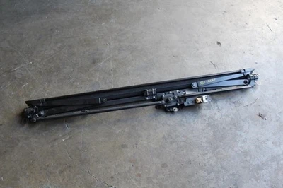 2007 2008 2009 2010 2011 2012 LEXUS LS460 REAR SUN SHADE ROLLER BLIND - Image 1 of 4