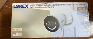 Telecamera di sicurezza Lorex 4K faretto interno esterno Wi Fi 6 con sicurezza intelligente - Foto 1 di 4