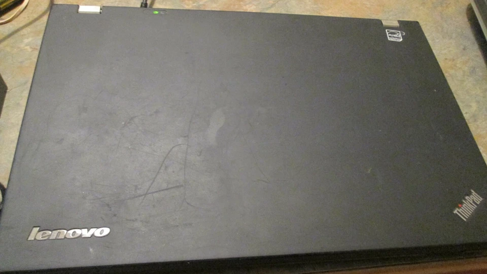 Lenovo ThinkPad T520  15.6 i5-2520M 2.5GHz 6GB RAM 500GB HDD Windows 10 Pro - Image 1 of 4