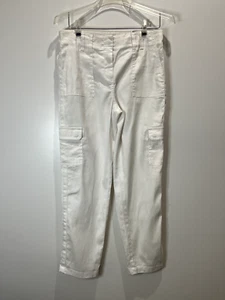 Chico's Cargo Crop Pant White Linen Blend Snap Pockets Size 0 US 4 NWT Excellent - Picture 1 of 12