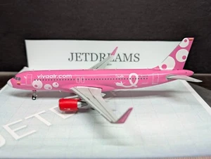 1/200 VIVA COLOMBIA AIRBUS A320 PINK BREAST CANCER AWARENESS HK-5273 GEMINI JETS - Picture 1 of 10