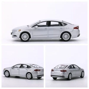 1:64 596 Ford Silver 2013 Mondeo Fusion sedán modelo deportivo diecast coche de colección - Imagen 1 de 6