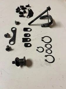 2003-2008 Suzuki LT-Z 400 Crankcase Hardware Parts Lot - Grab Bag - Imagen 1 de 5