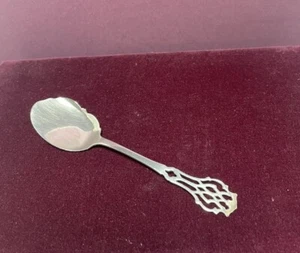 CHIPPENDALE Gelee Servierlöffel von Lunt Sterling, 14,5 Gramm, kostenloser Versand - Bild 1 von 8