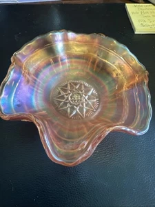 Vintage Northwood Pumpkin Marigold Carnival Glass Bowl Star Design 1908-1925 - Picture 1 of 4