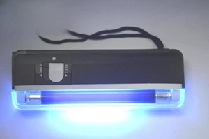 CHAUVET NV-F4 Handheld Blacklight & Flashlight NVF4 - Picture 1 of 1