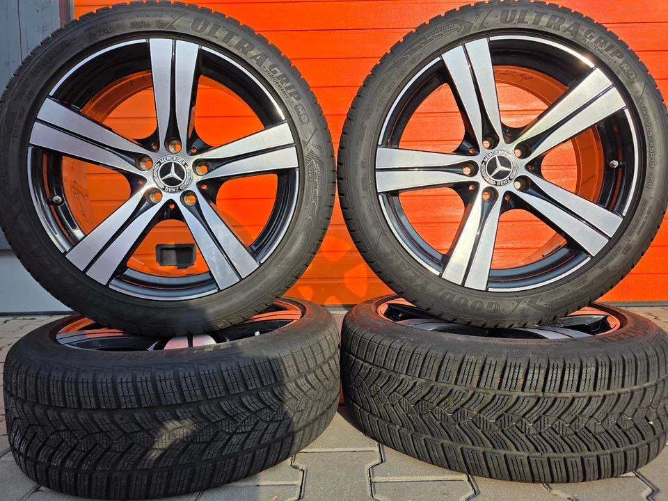 Orig. Mercedes C-Klasse W206 S206 18 Zoll Winterreifen A2064014700 DOT22 +7,1mm - Bild 1 von 4