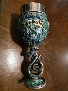 Nemesis Now Harry Potter Slytherin Hogwarts Haus Sammlerkelch - Bild 1 von 4
