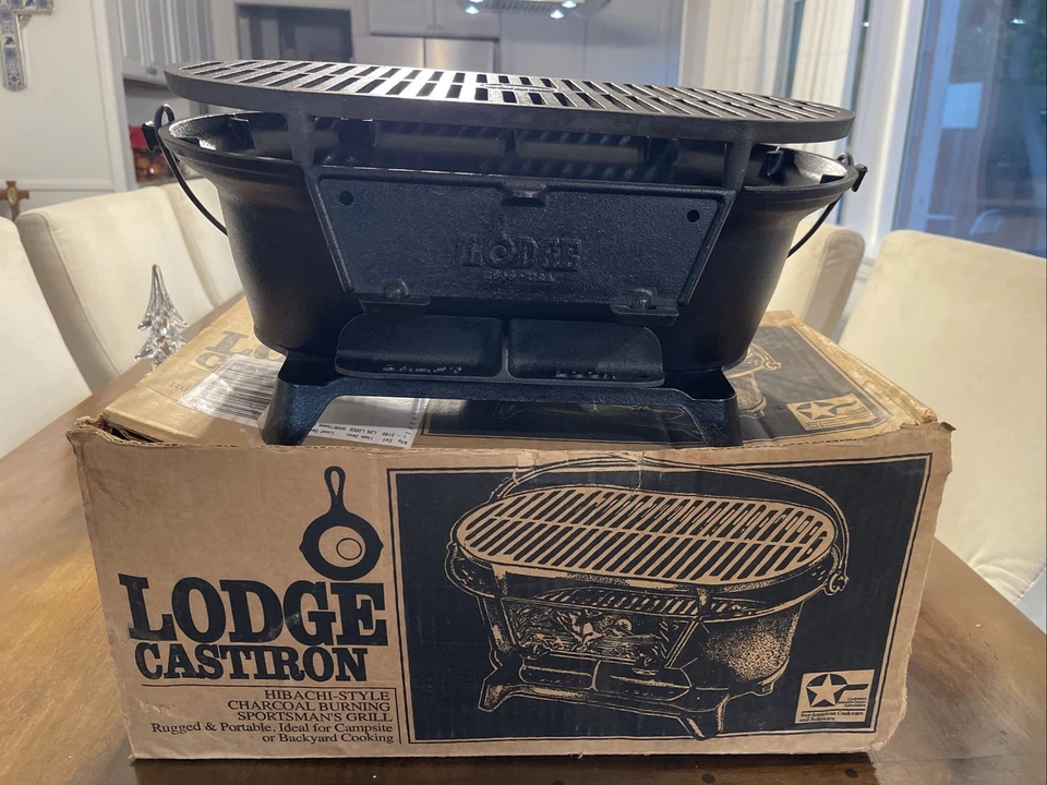Antigo Lodge Ferro Fundido Sportsman’s Grill Estilo Hibachi Carvão Portátil Novo na Caixa - Imagem 1 de 4