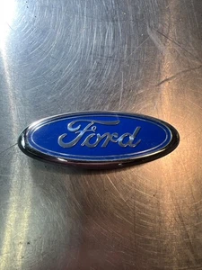 1987-93 FORD MUSTANG HATCHBACK REAR HATCH LOGO EMBLEM 1989 1990 1991 FOXBODY OEM - Bild 1 von 2