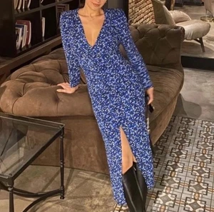 NWT Zara Floral Midi Dress Front Slit Long Sleeve Blue Bloggers Favorite Size XS - Picture 1 of 16