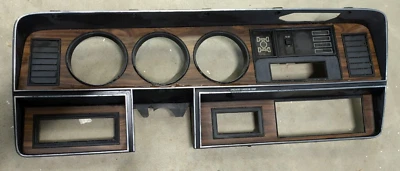 81-93 DODGE Ram D150 D250 D350 Ramcharger Instrumento Tablero Bisel Ajuste Panel Madera Foto 1 de 2