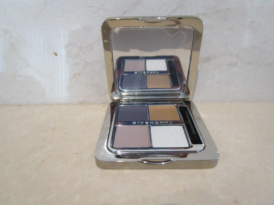 GIVENCHY  ECRIN DU SOIR MAT & SEQUINED SHADOW HARMONIE D' EXCEPTION SEE DETAILS - Image 1 of 4