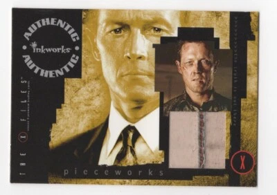 Robert Patrick as John Doggett The X-Files Season 9 Pieceworks Costume Card PW2 - Image 1 of 2