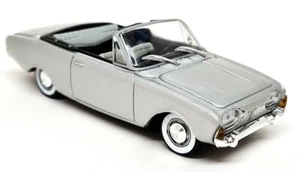 Solido 1/43 - Ford Taunus 17M Convertible 1960 Silver diecast model car - Picture 1 of 4